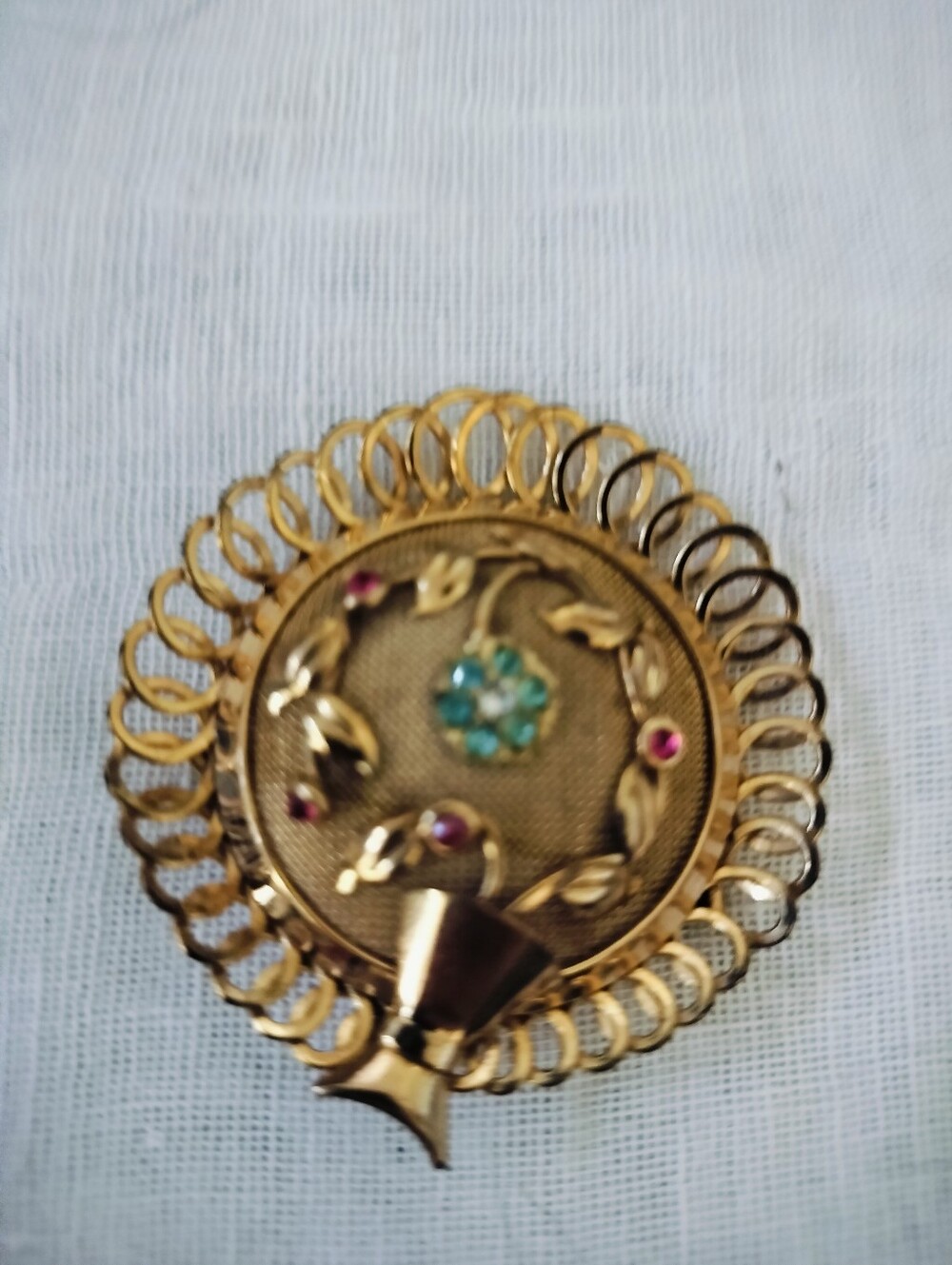Vintage REGEL 1/20 12K Gold Filled Mesh Floral Urn Brooch with Rhinestones